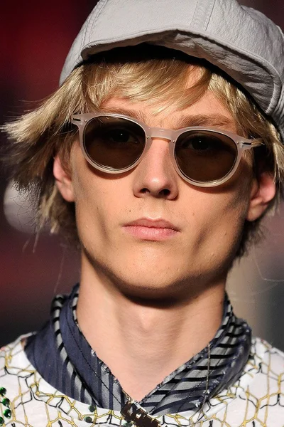 Look 26